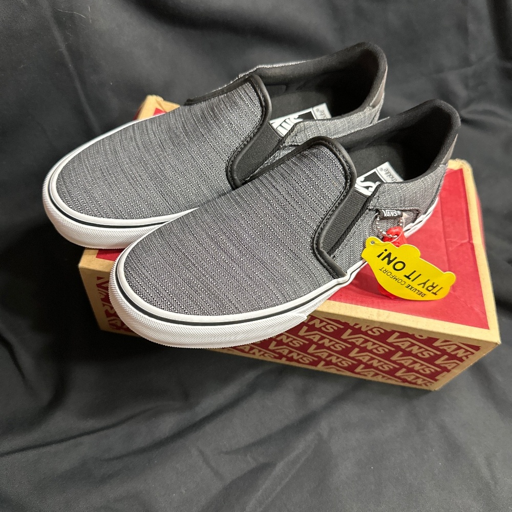 Men’s Vans Asher Deluxe Slip-ons, sz8